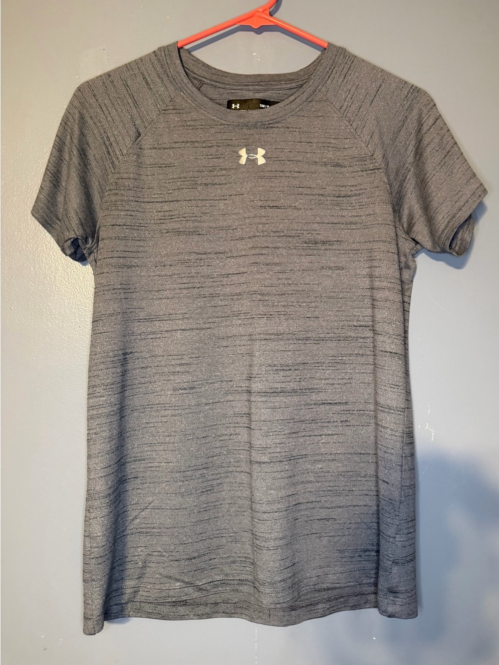 Under Armour HeatGear Athletic Tee – Women’s Small